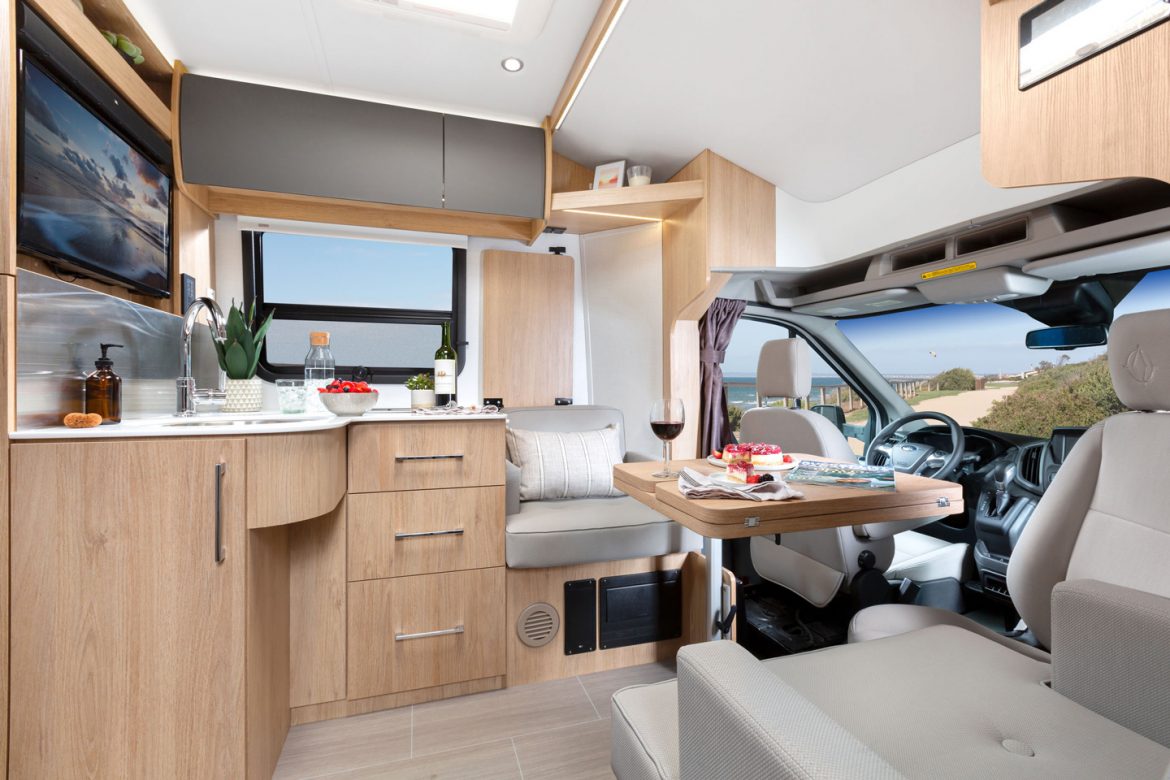 Leisure Travel Vans Wonder RTB