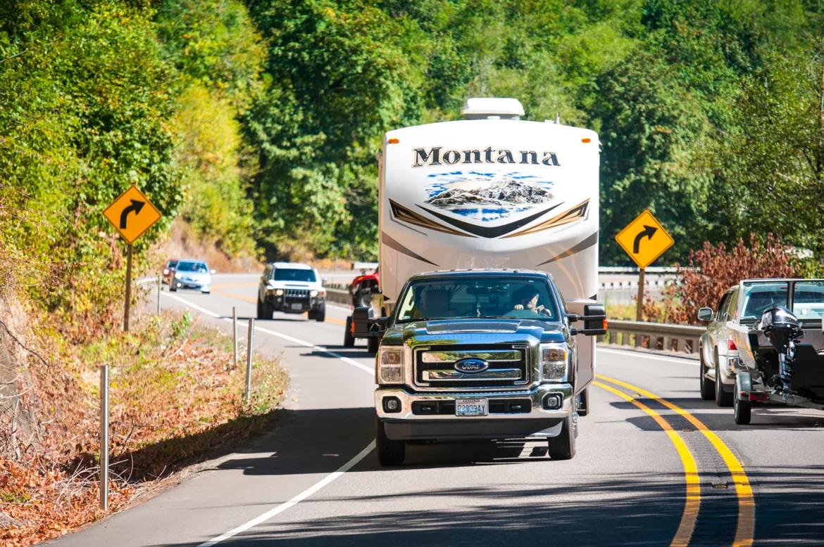 A Beginner’s Guide To Fifth-Wheel Hitches