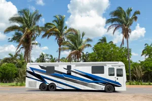 The 2027 Realm Limited Series FL605 Class A pairs FCCC’s XCM modular chassis with Foretravel’s new ForeTruss FL chassis bridge.